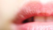 Détail de lèvres rose